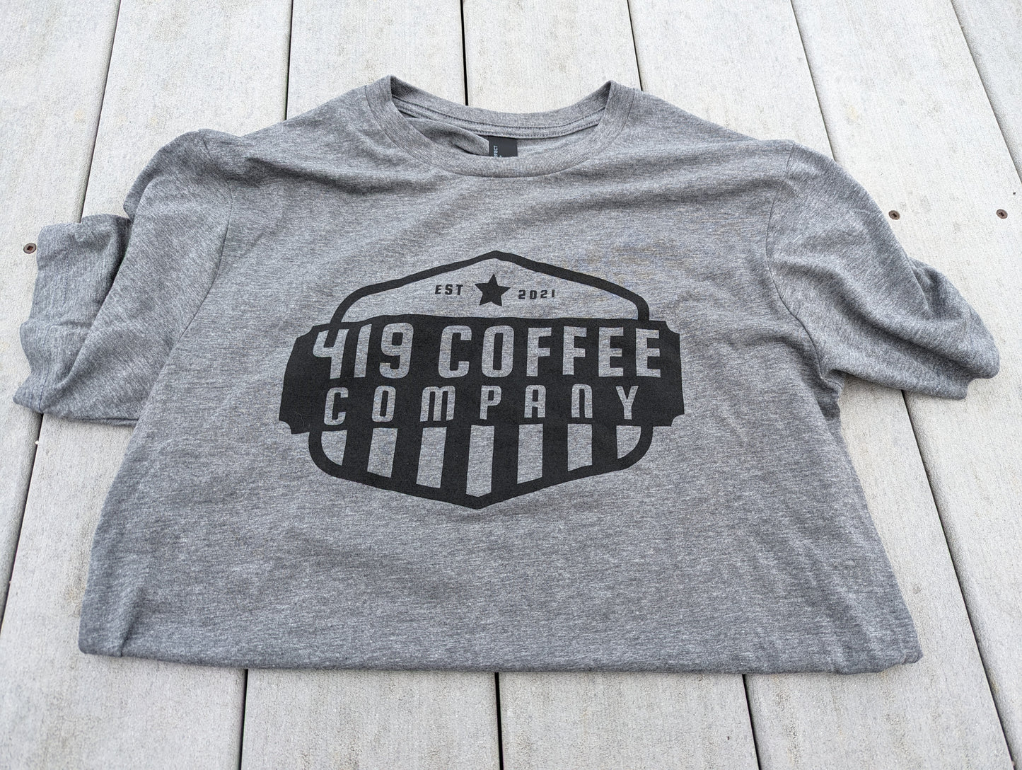 T-Shirt - Gray - Badge